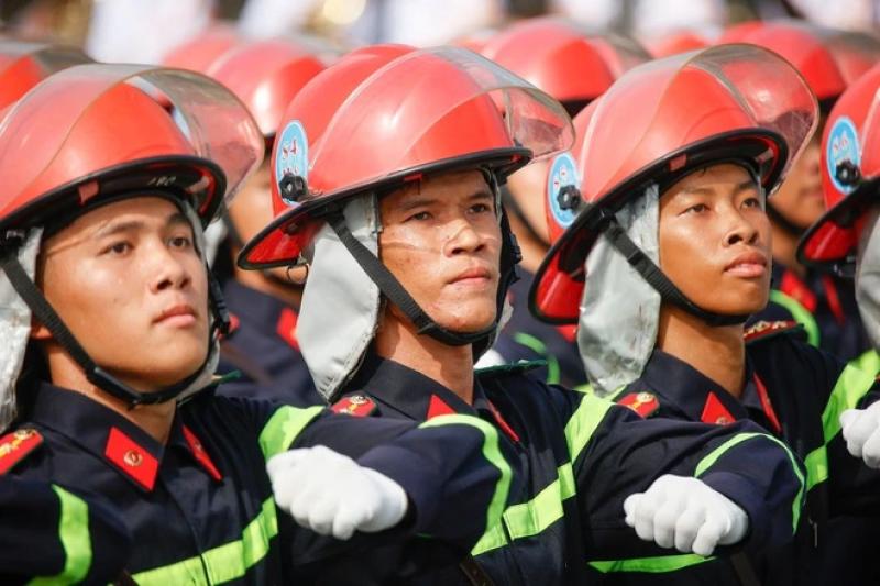 Mãn nhãn buổi diễu binh 15 . 000 Chiến sĩ công an và quân đội hợp luyện - Ảnh 26. Mãn nhãn buổi diễu binh 15 . 000 Chiến sĩ công an và quân đội hợp luyện - Ảnh 26.