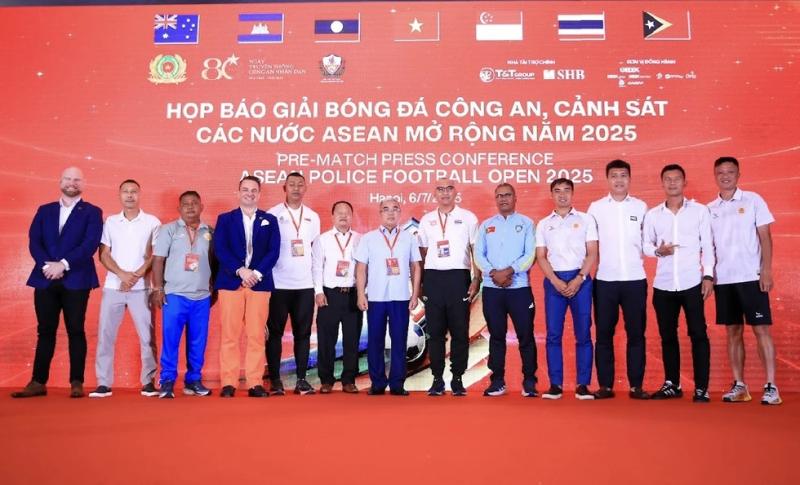 Lộ diện các đối thủ mạnh, xuất hiện nhiều tuyển thủ: Giải Công an - Cảnh sát ASEAN hấp dẫn- Ảnh 1. Lộ diện các đối thủ mạnh, xuất hiện nhiều tuyển thủ: Giải Công an - Cảnh sát ASEAN hấp dẫn- Ảnh 1.