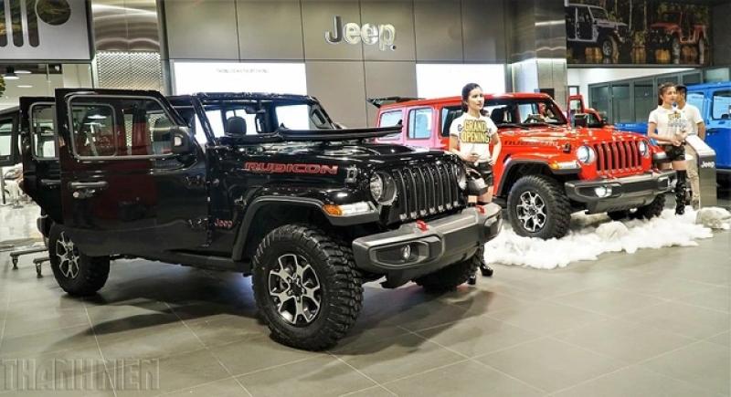 xe Jeep nhập Mỹ giảm giá ‘giật gân’ tại Việt Nam, sâu nhất gần 3 tỉ - Ảnh 1. xe Jeep nhập Mỹ giảm giá ‘giật gân’ tại Việt Nam, sâu nhất gần 3 tỉ - Ảnh 1.