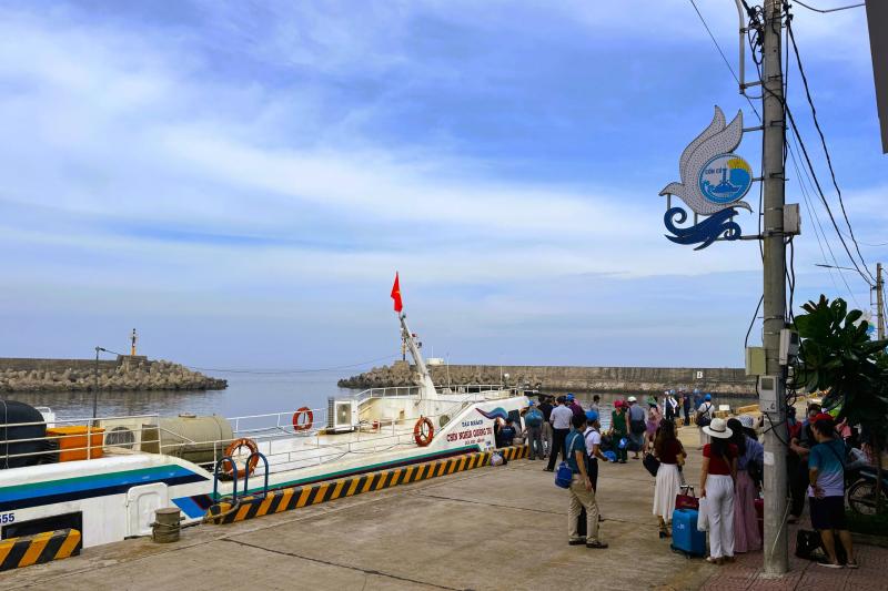 13 đặc khu của Việt Nam: Đặc khu Cồn Cỏ pháo đài xanh trên Biển Đông- Ảnh 28. 13 đặc khu của Việt Nam: Đặc khu Cồn Cỏ pháo đài xanh trên Biển Đông- Ảnh 28.