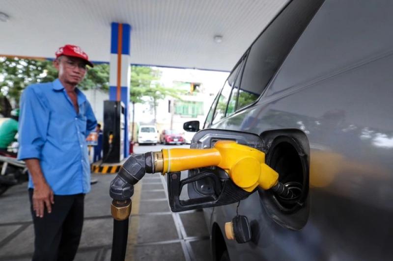 Xăng E10 sắp bán tại TP.HCM khác gì so với xăng RON 95 hiện hành? - Ảnh 2. Xăng E10 sắp bán tại TP.HCM khác gì so với xăng RON 95 hiện hành? - Ảnh 2.