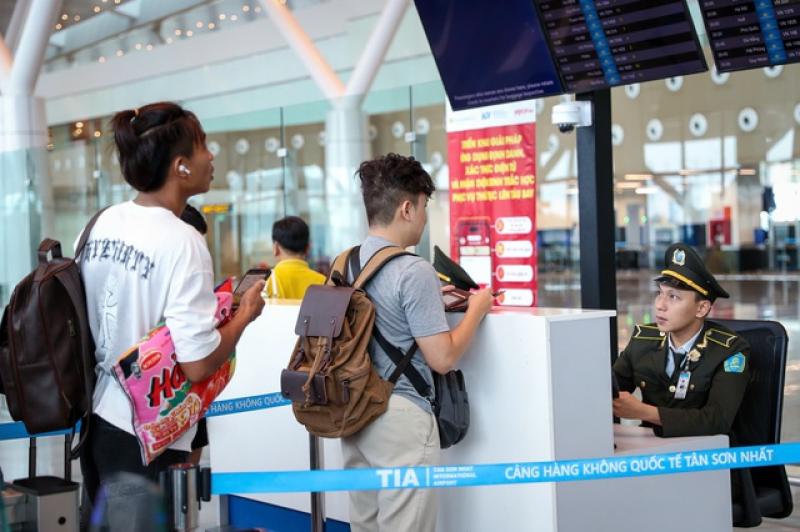 Làm thủ tục bay không giấy tờ tại nhà ga T3 - Ảnh 5.