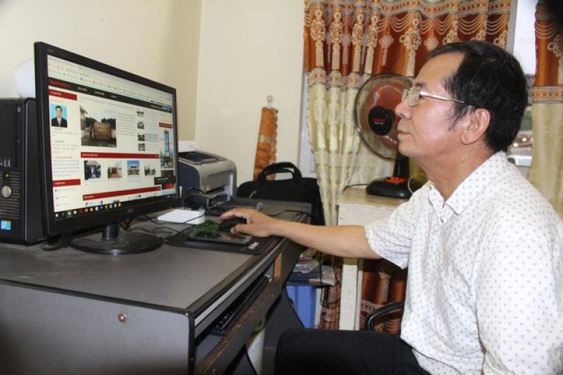 Thầy giáo về hưu Nguyễn Sỹ Hồ và hành trình đặc biệt tìm mộ liệt sĩ- Ảnh 1. Thầy giáo về hưu Nguyễn Sỹ Hồ và hành trình đặc biệt tìm mộ liệt sĩ- Ảnh 1.