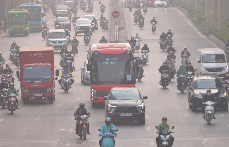 Cấm xe máy xăng, Hà Nội giải 2 bài toán khó - Ảnh 4. Cấm xe máy xăng, Hà Nội giải 2 bài toán khó - Ảnh 4.