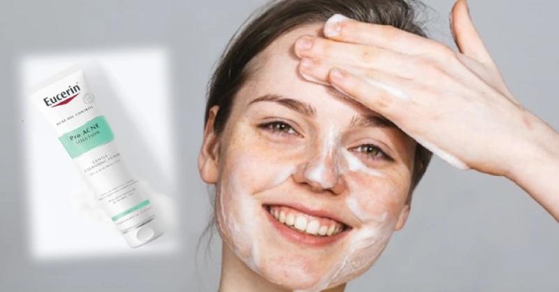 Top 7 sữa rửa mặt cho da dầu mụn sạch mịn, dịu nhẹ đang được mua nhiều - Ảnh 8.