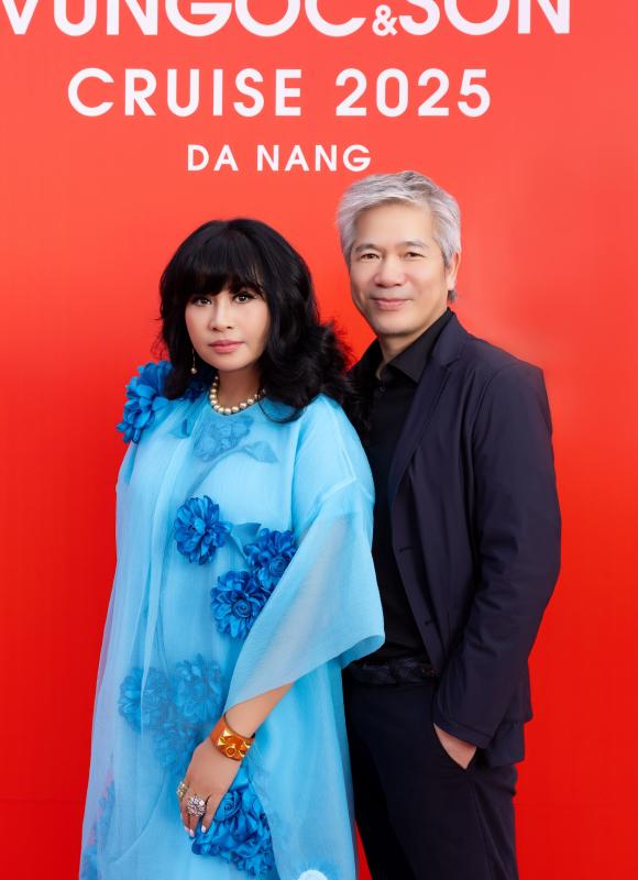 Thanh Lam tình tứ bên chồng bác sĩ, Vũ Thu Phương rạng rỡ sau biến cố - Ảnh 1.