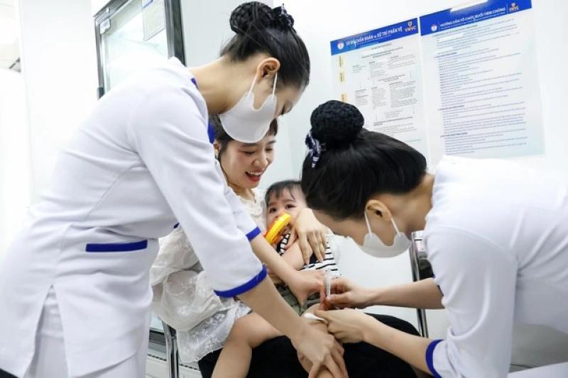 Việt Nam có vắc xin thế hệ mới phòng não mô cầu gây tử vong cao - Ảnh 2. Việt Nam có vắc xin thế hệ mới phòng não mô cầu gây tử vong cao - Ảnh 2.