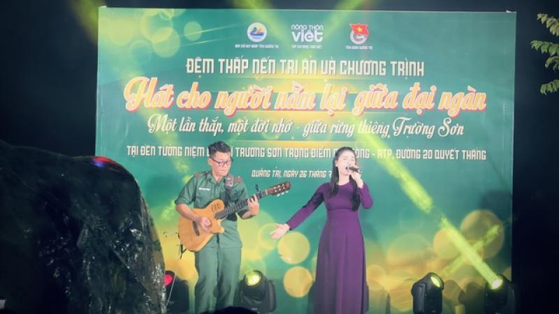 288 ngọn nến thắp giữa Trường Sơn, tưởng niệm những người 'chưa kịp trở về'- Ảnh 3. 288 ngọn nến thắp giữa Trường Sơn, tưởng niệm những người 'chưa kịp trở về'- Ảnh 3.