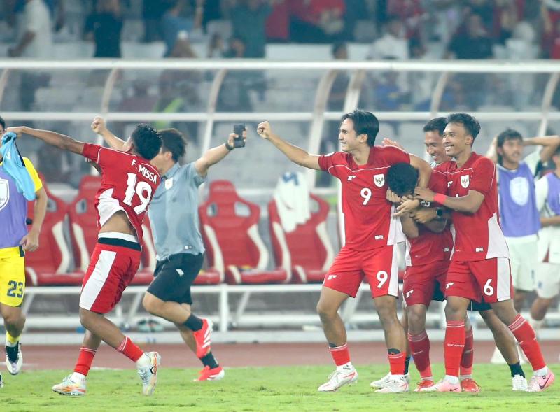 Ông Kim Sang-sik quyết đoán, U.23 Việt Nam tạo lợi thế lớn trước Indonesia ở chung kết- Ảnh 3. Ông Kim Sang-sik quyết đoán, U.23 Việt Nam tạo lợi thế lớn trước Indonesia ở chung kết- Ảnh 3.