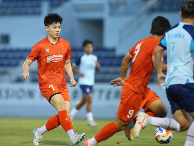 Hàng công U.23 Việt Nam sắp lột xác nhờ tài biến hóa của thầy Kim: Ngôi vương chờ đợi…- Ảnh 1. Hàng công U.23 Việt Nam sắp lột xác nhờ tài biến hóa của thầy Kim: Ngôi vương chờ đợi…- Ảnh 1.