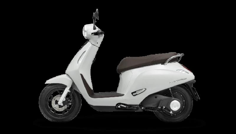 6 mẫu xe máy điện tại Việt Nam có thời gian sạc đầy pin nhanh nhất - Ảnh 5.