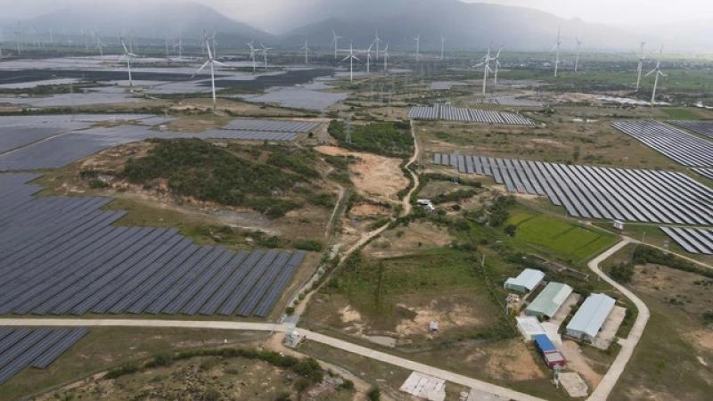 Bắt tạm giam nguyên Phó cục trưởng Cục Thuế Ninh Thuận (cũ)- Ảnh 2. Bắt tạm giam nguyên Phó cục trưởng Cục Thuế Ninh Thuận (cũ)- Ảnh 2.