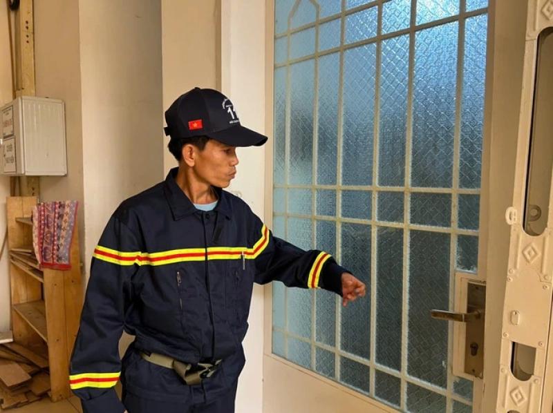 Công an TP.HCM ra quân xóa 'chuồng cọp'- Ảnh 13. Công an TP.HCM ra quân xóa 'chuồng cọp'- Ảnh 13.