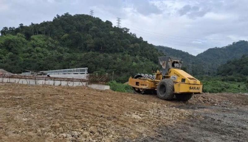 Cải tạo QL28B Lâm Đồng đua với thời gian nhưng vướng mặt bằng chưa hoàn thiện - Ảnh 1. Cải tạo QL28B Lâm Đồng đua với thời gian nhưng vướng mặt bằng chưa hoàn thiện - Ảnh 1.