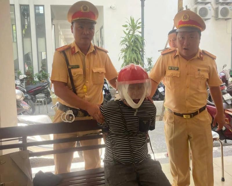 - Ảnh 2. - Ảnh 2.