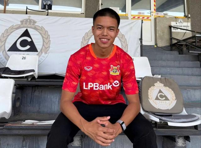Chờ dàn cầu thủ Việt kiều bùng nổ, V-League sẽ cực hay- Ảnh 2. Chờ dàn cầu thủ Việt kiều bùng nổ, V-League sẽ cực hay- Ảnh 2.