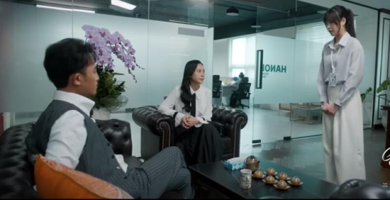 ‘Gió ngang khoảng trời xanh’ tập 1: Vì sao Mỹ Anh dằn mặt trợ lý của chồng? - Ảnh 1.