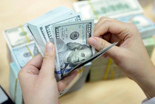 Giá USD hôm nay 15.8.2025: Tỷ giá trung tâm tăng lên kỷ lục- Ảnh 1. Giá USD hôm nay 15.8.2025: Tỷ giá trung tâm tăng lên kỷ lục- Ảnh 1.