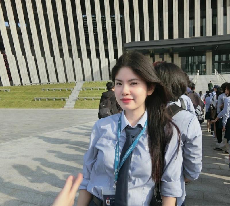 Nữ sinh xinh đẹp tốt nghiệp thủ khoa Học viện ngoại giao - Ảnh 2.