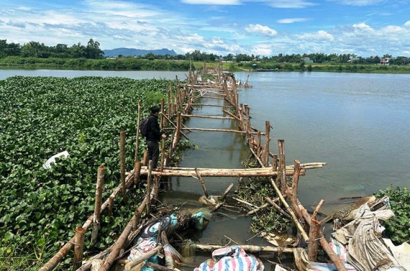 Đập ngăn mặn Vĩnh Điện: Tiền tỉ đổ vào nhưng vẫn phải tháo dỡ mỗi năm - Ảnh 2. Đập ngăn mặn Vĩnh Điện: Tiền tỉ đổ vào nhưng vẫn phải tháo dỡ mỗi năm - Ảnh 2.