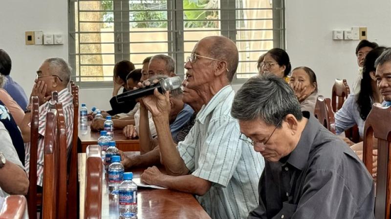 TP.HCM: Cử tri ở xã vùng xa Trừ Văn Thố băn khoăn việc cấm xe xăng - Ảnh 3.