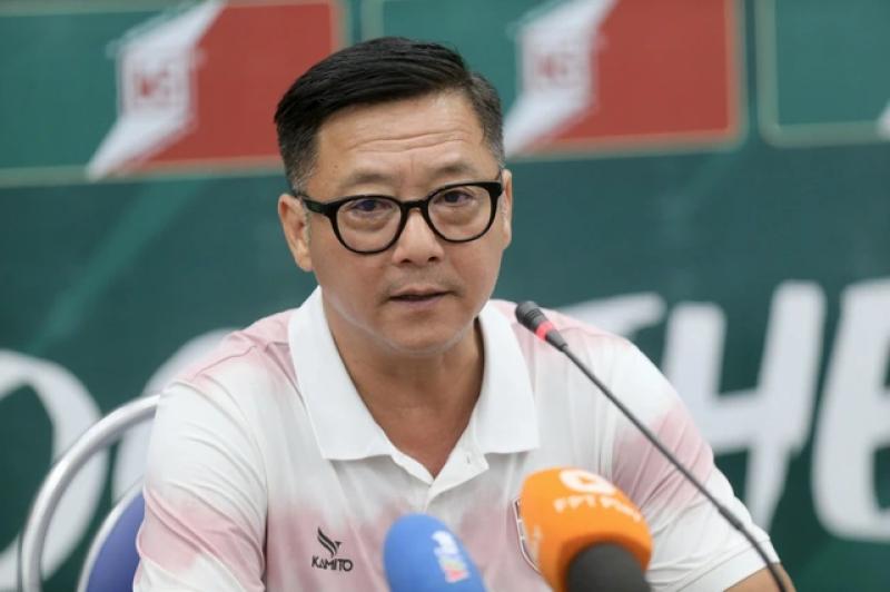 CLB Công an TP.HCM đăng ký HLV Lê Huỳnh Đức và chân sút Tiến Linh dự V-League- Ảnh 1. CLB Công an TP.HCM đăng ký HLV Lê Huỳnh Đức và chân sút Tiến Linh dự V-League- Ảnh 1.