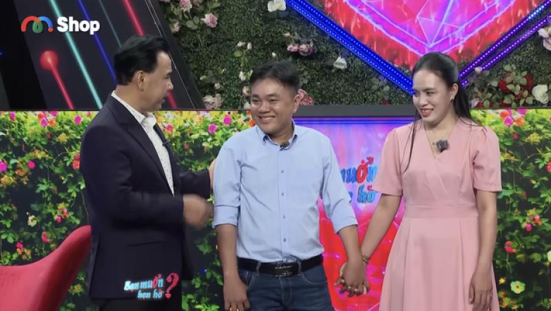Nữ chính 40 tuổi đến show hẹn hò, 'chốt đơn' nam giám sát côn kém tuổi - Ảnh 1.