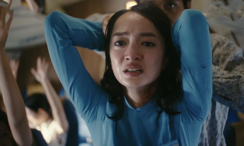Kaity Nguyễn đảm nhận vai tiếp viên hàng không trong phim Tử chiến trên không - Ảnh 2. Kaity Nguyễn đảm nhận vai tiếp viên hàng không trong phim Tử chiến trên không - Ảnh 2.