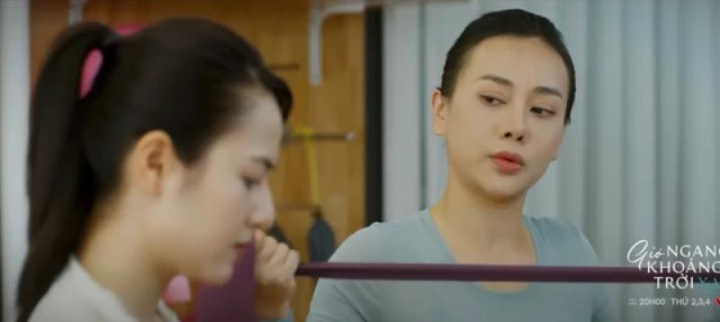 ‘Gió ngang khoảng trời xanh’ tập 1: Vì sao Mỹ Anh dằn mặt trợ lý của chồng? - Ảnh 3.