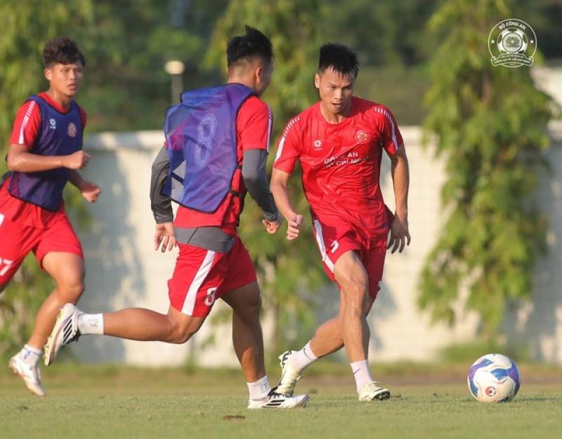 CLB Công an TP.HCM: Mang bản sắc hào hoa, cống hiến trở lại V-League- Ảnh 2. CLB Công an TP.HCM: Mang bản sắc hào hoa, cống hiến trở lại V-League- Ảnh 2.