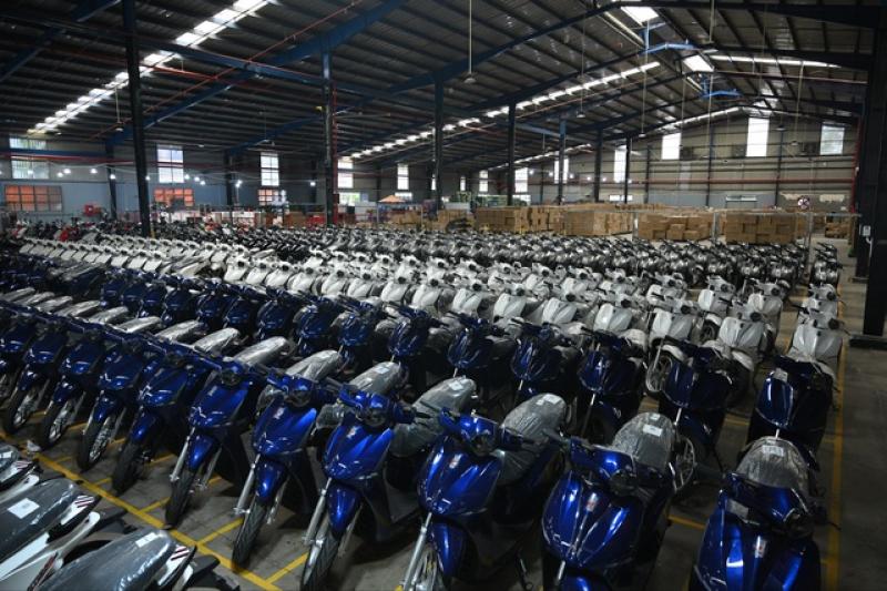 Xe điện đi 285 km một lần sạc - 'cú đấm thép' của xe xăng - Ảnh 3.