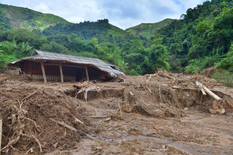 Trưởng bản ở Điện Biên chạy bộ trong đêm mưa, sơ tán giúp 80 người thoát chết- Ảnh 2. Trưởng bản ở Điện Biên chạy bộ trong đêm mưa, sơ tán giúp 80 người thoát chết- Ảnh 2.