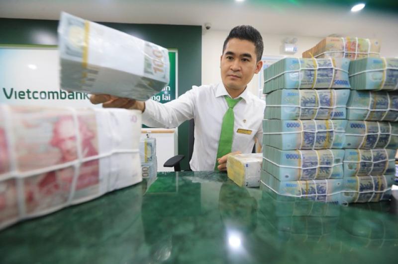 Dự báo tăng trưởng tín dụng có thể lên 18 - 20% khi lãi suất giảm- Ảnh 1. Dự báo tăng trưởng tín dụng có thể lên 18 - 20% khi lãi suất giảm- Ảnh 1.