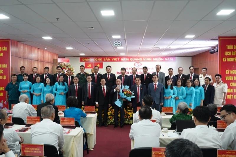 TP.HCM: Ông Lâm Hùng Tấn làm Bí thư phường Vườn Lài- Ảnh 3. TP.HCM: Ông Lâm Hùng Tấn làm Bí thư phường Vườn Lài- Ảnh 3.