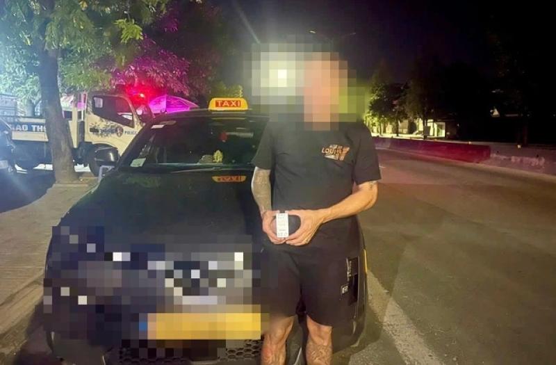 Tài xế taxi ở Hà Tĩnh dương tính với ma túy đá , ma túy tổng hợp và cần sa - Ảnh 1. Tài xế taxi ở Hà Tĩnh dương tính với ma túy đá , ma túy tổng hợp và cần sa - Ảnh 1.