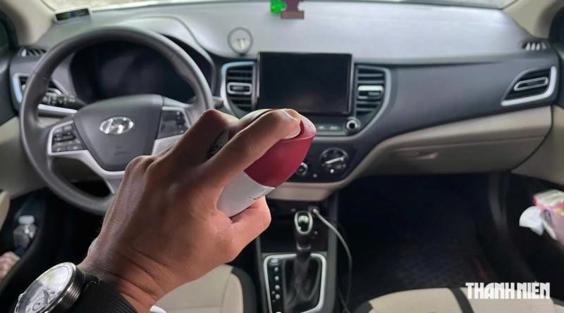Vì sao không nên lạm dụng nước hoa ô tô trong khoang nội thất xe của bạn? - Ảnh 2. Vì sao không nên lạm dụng nước hoa ô tô trong khoang nội thất xe của bạn? - Ảnh 2.