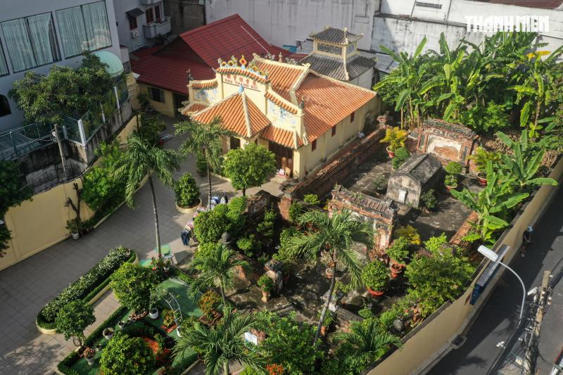 Mộ cổ 198 năm ở TP.HCM, của một 'Ngũ hổ tướng' phò chúa Nguyễn- Ảnh 1. Mộ cổ 198 năm ở TP.HCM, của một 'Ngũ hổ tướng' phò chúa Nguyễn- Ảnh 1.