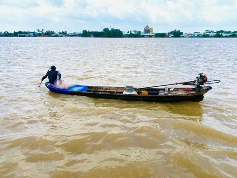 Nước lũ miền Tây đang cao và tiếp tục tăng - Ảnh 1. Nước lũ miền Tây đang cao và tiếp tục tăng - Ảnh 1.