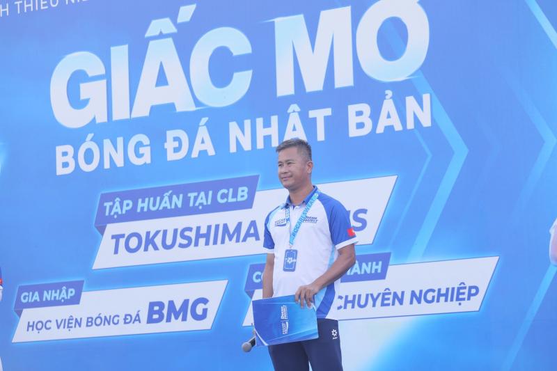 Trợ lý HLV đội tuyển Việt Nam 'đãi cát tìm vàng' trong hàng trăm tài năng trẻ- Ảnh 1. Trợ lý HLV đội tuyển Việt Nam 'đãi cát tìm vàng' trong hàng trăm tài năng trẻ- Ảnh 1.