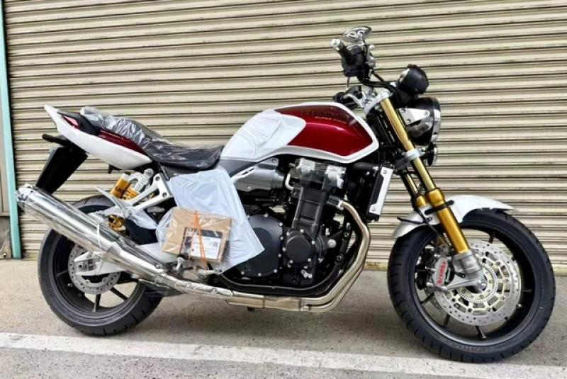 Sản xuất giới hạn Honda CB1300SF SP Final Edition bản cuối cùng bất ngờ về Việt Nam - Ảnh 2.