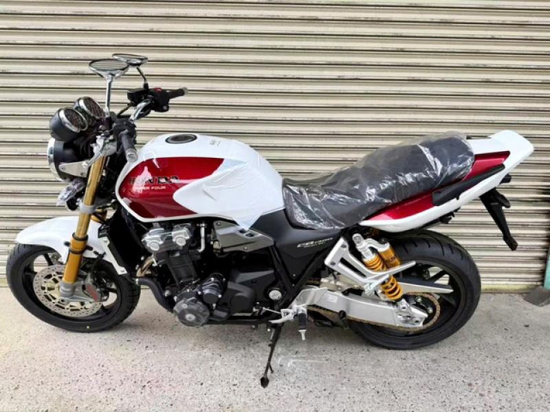 Sản xuất giới hạn Honda CB1300SF SP Final Edition bản cuối cùng bất ngờ về Việt Nam - Ảnh 3.