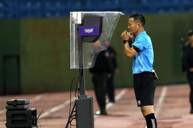 Còi bạc Trần Đình Thịnh đã về ‘nhà’: Anh em trọng tài bảo nhau, hãy vì Thịnh mà cố gắng…- Ảnh 10. Còi bạc Trần Đình Thịnh đã về ‘nhà’: Anh em trọng tài bảo nhau, hãy vì Thịnh mà cố gắng…- Ảnh 10.