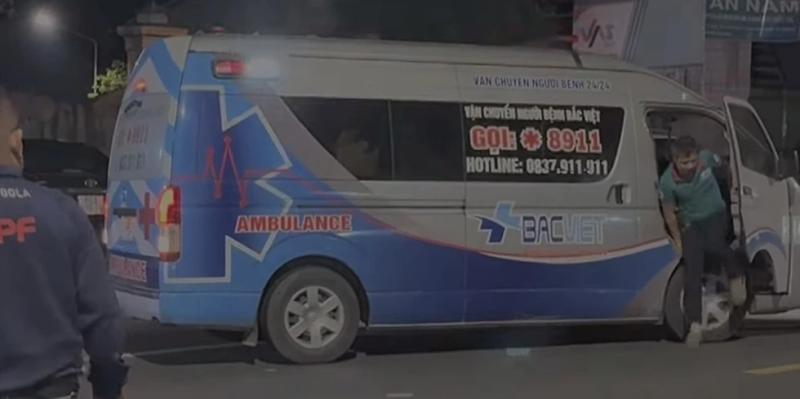 Còi bạc Trần Đình Thịnh đã về ‘nhà’: Anh em trọng tài bảo nhau, hãy vì Thịnh mà cố gắng…- Ảnh 2. Còi bạc Trần Đình Thịnh đã về ‘nhà’: Anh em trọng tài bảo nhau, hãy vì Thịnh mà cố gắng…- Ảnh 2.