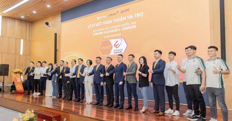 V-League thay logo, thưởng 5 tỉ đồng cho đội vô địch- Ảnh 3. V-League thay logo, thưởng 5 tỉ đồng cho đội vô địch- Ảnh 3.