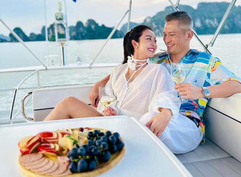 Hoa hậu Jennifer Phạm khoe khoảnh khắc hạnh phúc bên chồng đại gia - Ảnh 1.