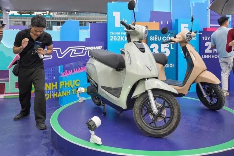 Lưu ý gì khi sạc xe máy điện tại nhà? - Ảnh 1.