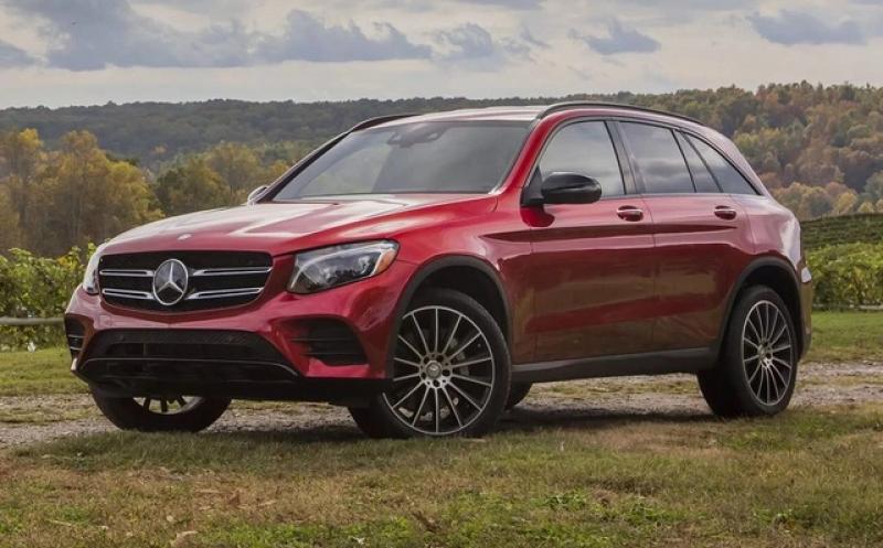 Xe sang Mercedes bị tố lỗi nội thất, người dùng bức xúc vì hãng 'phủi' trách nhiệm - Ảnh 3. Xe sang Mercedes bị tố lỗi nội thất, người dùng bức xúc vì hãng 'phủi' trách nhiệm - Ảnh 3.