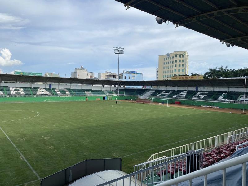 Sân Pleiku đẹp long lanh, VPF khen nức nở: HAGL khoe ‘áo mới’, sẵn sàng chinh chiến V-League- Ảnh 4. Sân Pleiku đẹp long lanh, VPF khen nức nở: HAGL khoe ‘áo mới’, sẵn sàng chinh chiến V-League- Ảnh 4.