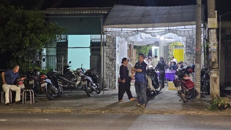 Rạng sáng 5.8, xe đưa trọng tài Trần Đình Thịnh sẽ về đến quê nhà Đồng Nai- Ảnh 1. Rạng sáng 5.8, xe đưa trọng tài Trần Đình Thịnh sẽ về đến quê nhà Đồng Nai- Ảnh 1.