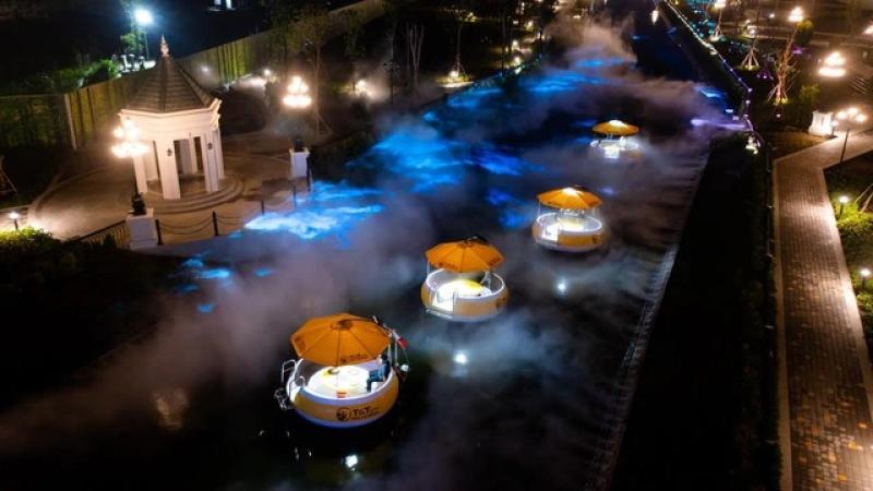 Chiêm ngưỡng vẻ đẹp siêu thực trên Dòng sông Ánh sáng T&T City Millennia - Ảnh 3.